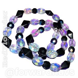 Black and Clear Faceted Rhinestone Necklace With Silver Tone Clasp